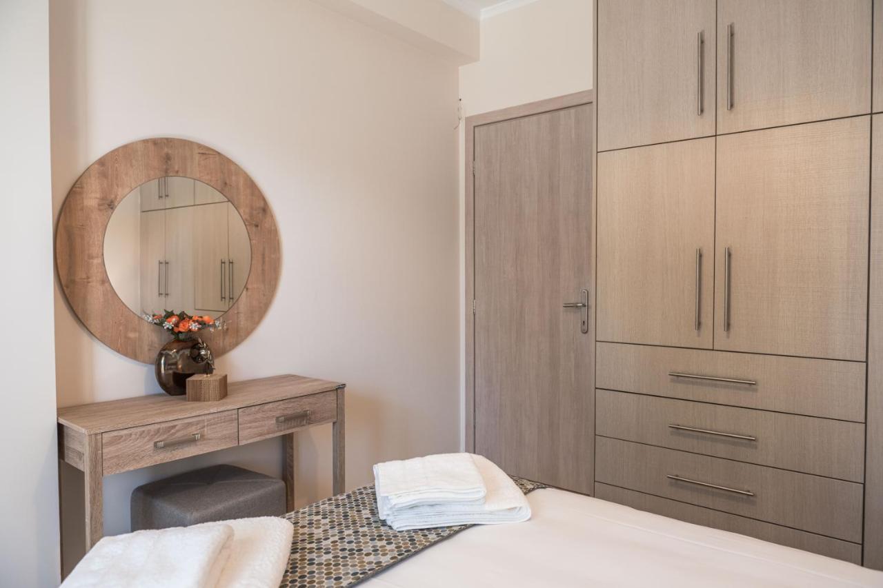 Effie'S Two Bedroom Apartment Nafplio Exterior photo